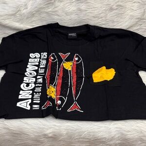 Black Fish Graphic T-Shirt Croptop